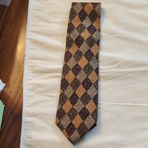 Structure Argyle Tie in Purple, Gold, and Gray
